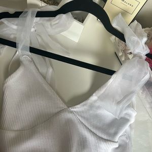 NWT zara bow sleeve top
